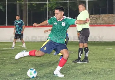 Leyendas defiende la cima general