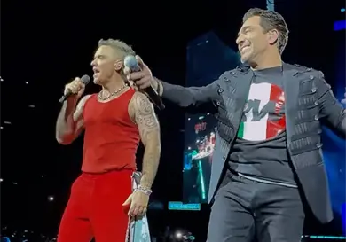 Robbie y Omar se encuentran Robbie y Omar se encuentran