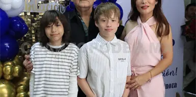 Celebran sus a&ntilde;os de servicio