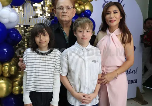 Celebran sus a&ntilde;os de servicio