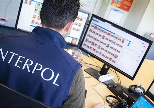 Redes, el espacio para traficar abuso infantil