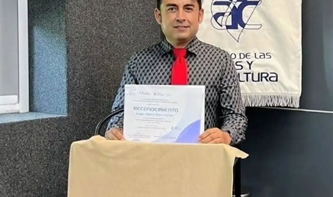 El poeta ya había obtenido un premio en Chiapas en el año 2016. Cortesía