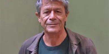 Escribir Koljós cambió a Emmanuel Carrère Escribir Koljós cambió a Emmanuel Carrère