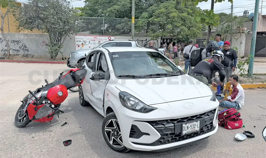 Debido a la hemorragia y a las lesiones que presentaba tanto en la cara como en el cuerpo, fue trasladado a un hospital. Ulises Villalobos / CP