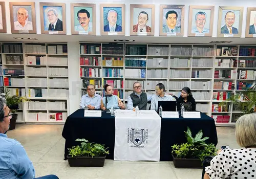 Urge democratizar el acceso al conocimiento
