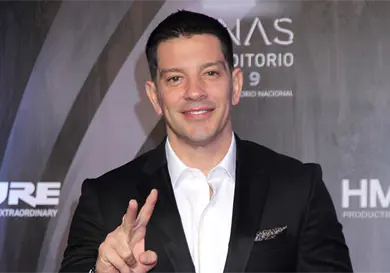 Yahir suspende sus conciertos