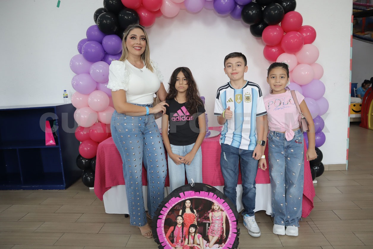 Ofelia celebra sus 11 años con k-pop