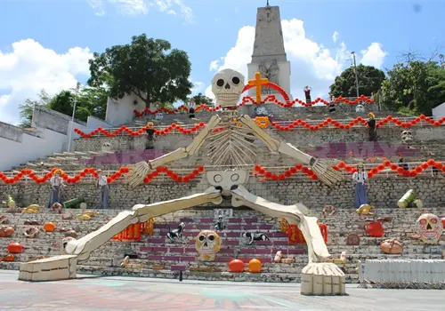Casi listo el parque Bicentenario para Día de Muertos Casi listo el parque Bicentenario para Día de Muertos