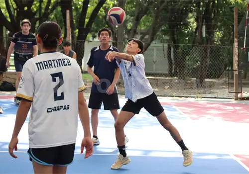 Adlers Juvenil y Ardillas a la gran final
