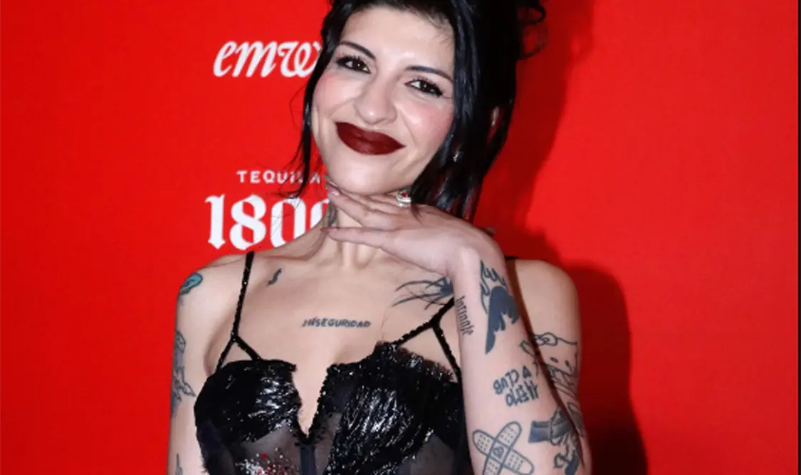 Cazzu habla de su vida con Nodal