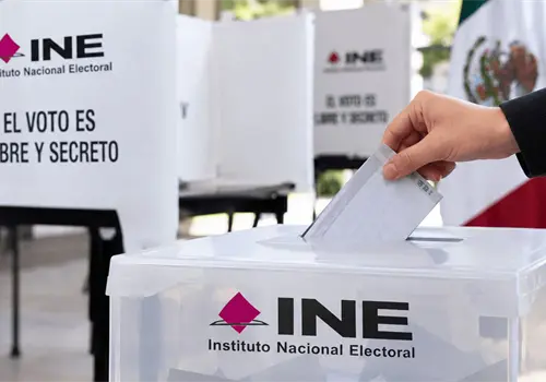 Pausan ley para anular comicios por coberturas sesgadas