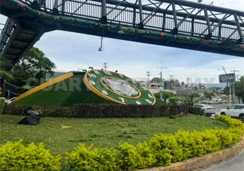 En calma y limpio el Reloj Floral