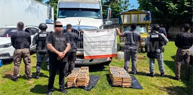 Aseguran 171 kilos de coca&iacute;na en tr&aacute;iler