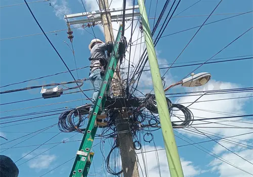 Siguen los apagones de luz en Tonal&aacute;, denuncian