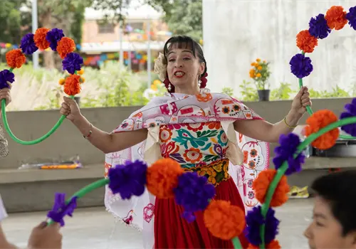 D&iacute;a de Muertos, entre arte y tradici&oacute;n