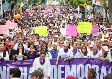 Arropan miles de personas la paridad efectiva Arropan miles de personas la paridad efectiva