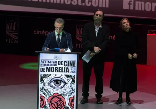 Entre elogios y reclamos presupuestales