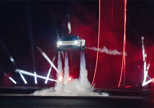 El Tesla Roadster que vuela