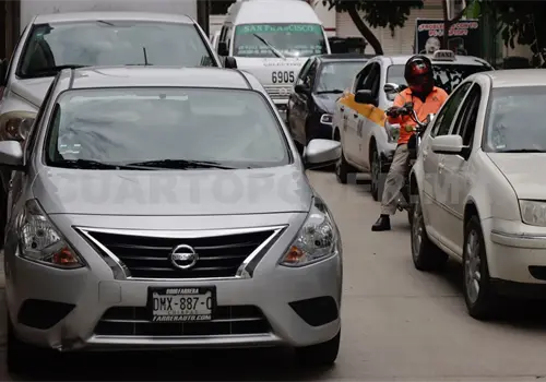 Trabajan en paz plataformas y los taxis en la capital Trabajan en paz plataformas y los taxis en la capital