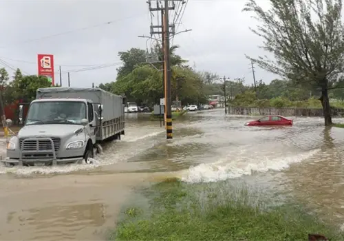 Suman 11 muertos por las lluvias del frente fr&iacute;o 2