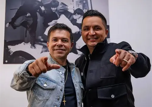 Jorge y Josi descartan limitar contacto Jorge y Josi descartan limitar contacto