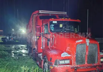 Recuperan tráiler robado y agarran a diez implicados Recuperan tráiler robado y agarran a diez implicados