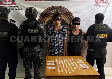 Capturan a dos narcomenudistas en patrullaje Capturan a dos narcomenudistas en patrullaje