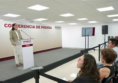 Responde Ariadna Montiel a Maru Campos