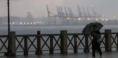 Tifón Champi deja al menos un muerto y 163 heridos Tifón Champi deja al menos un muerto y 163 heridos