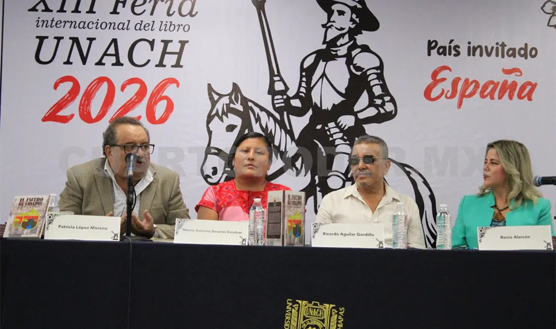 El autor destacó que todas y todos los chiapanecos deben conocer y adoptar el nuevo escudo. Daniel Oropeza / CP