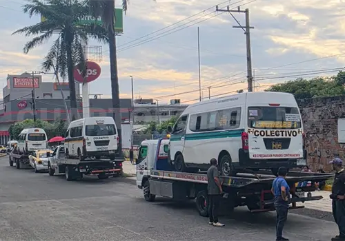 Sigue revisión de transporte público Sigue revisión de transporte público