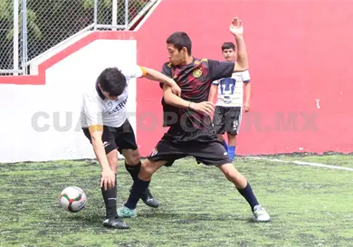 Ice Cars y Cayuco reparten puntos