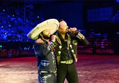 Pepe Aguilar defiende a Leonardo