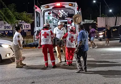 Se fractura al chocar en camión de valores Se fractura al chocar en camión de valores