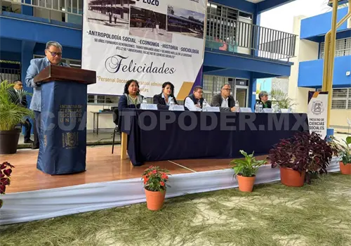 Concluye Congreso de Ciencias Sociales en SCLC Concluye Congreso de Ciencias Sociales en SCLC