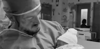 Mariana y Samuel reciben a su beb&eacute;