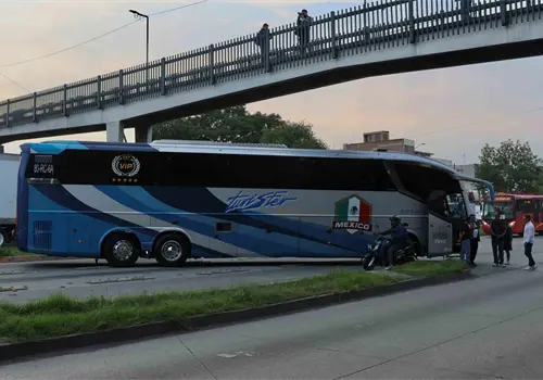 Acuerdan retiro de bloqueos carreteros Acuerdan retiro de bloqueos carreteros