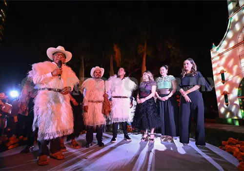 Honran las ra&iacute;ces y la espiritualidad de Chamula