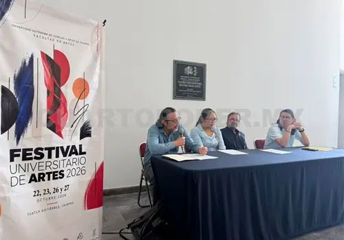 Entregan premio a alumnos de Escritura Creativa