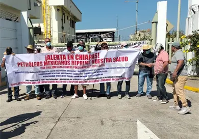 Suspenden servicio m&eacute;dico a empleados de Pemex