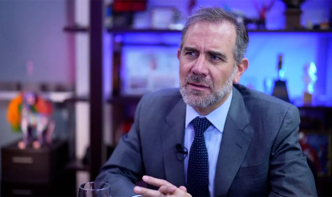 Responde Córdova a acusaciones en su contra en INE