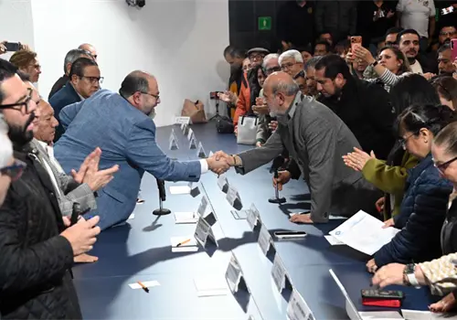 Pactan UNAM y Stunam aumento salarial de 4 y 2 % Pactan UNAM y Stunam aumento salarial de 4 y 2 %