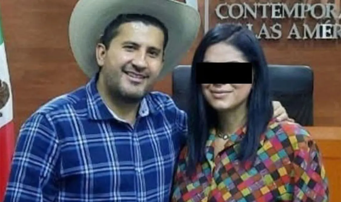 La acusan de encubrir el asesinato de Carlos Manzo. Cortesía