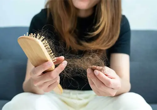 Cuida tu cabello y evita su ca&iacute;da