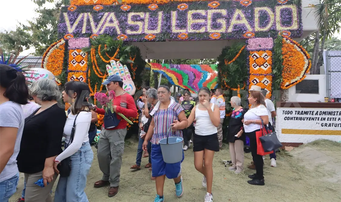 El panteón antiguo de Tuxtla Gutiérrez, un espacio visitado en fechas de festejos. Daniel Oropeza / CP